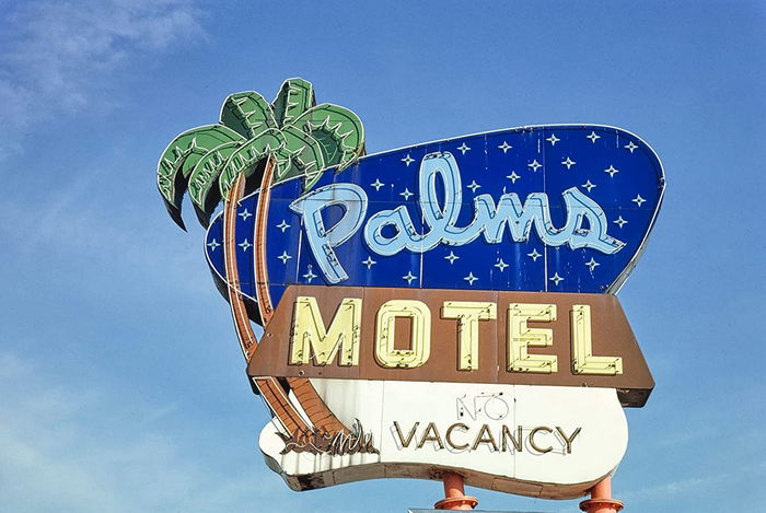 Palms Motel - Vintage Photo (newer photo)